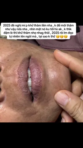 Lm đẹp tự nhiên nhưng k tự nhiên mà môi hết thâm dc #khuthammoi #Hútdungdichmôi #khuthammoitunhien #phunxamdepbienhoa #xhtiktok 