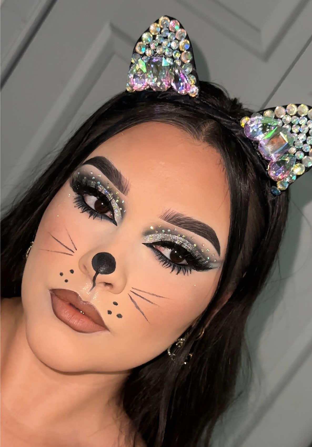 Miren este brillo de @JELLIWINK COSMETICS OMG! Lo necesitan pero YA!!! El tono es “Zenith” ✨