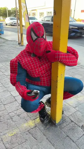 ya quiero aventar toda la telaraña @TenisMonterreyApodaca 