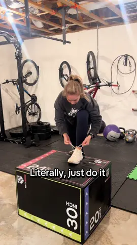 Motivation doesn’t always come first — sometimes you just have to move 👟 #Fitness #fit #FitTok #health #healthy #homegymequipment #morning #morningworkout #fyp 