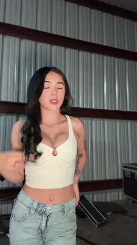 De cara bonita😌🫶🏼#fyp #parati #viral #bonita #latina 