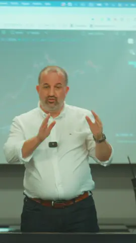 🎯 من يفهم مناطق الطلب… يفهم أين يتحرك المال الذكي!  جلستنا الحالية في الدار البيضاء، نعيش لحظات استثنائية من التحليل العميق للأسواق المالية. 📊 المشاركون يكتشفون كيف يقرأ المستثمر المحترف السوق، وكيف يحدد المناطق التي يدخل منها المال المؤسسي قبل أي حركة كبيرة. 💡 هنا نتعلم أن النجاح لا يعتمد على الحظ، بل على الفهم الدقيق لتصرفات المؤسسات، ومعرفة أين تتجمع السيولة قبل الانفجار السعري. 🔥 منطقة الطلب هي هدفك… لأنها ببساطة المكان الذي يبدأ منه كل شيء!  وإذا كنت تريد أن تبدأ رحلتك في البورصة بثقة وعلى أساس قوي جدًا، 👈 احجز موعدك الخاص والمجاني معي عبر موقعي : 🌐 www.habcapitaltrading.com  #بور#بورصة_باحترافو#تكوين_في_البورصةم#المغاربة_في_العالمح#الحرية_الماليةبورصة_للجميع ⁩⁩