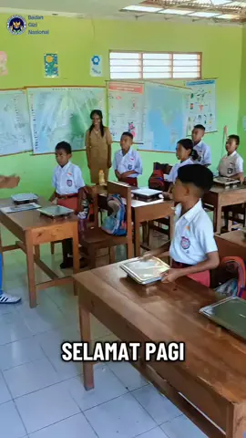 Hari ini Saya dan Teman-teman Melaksanakan Pengawasan MBG dari SPPG NEKMESE MAFITI MATULUN Maubesi di SD Negeri Bestobe  Penyambutan yang Sangat Luar Biasa dari Adik-adik dan para Guru  Terimakasih Bapak ibu Guru dan Adik - Adik semuanya  salam Semangat selalu  🔥 #fyppppppppppppppppppppppp #fyp #MBG #BGN #badan_gizi_nasional 