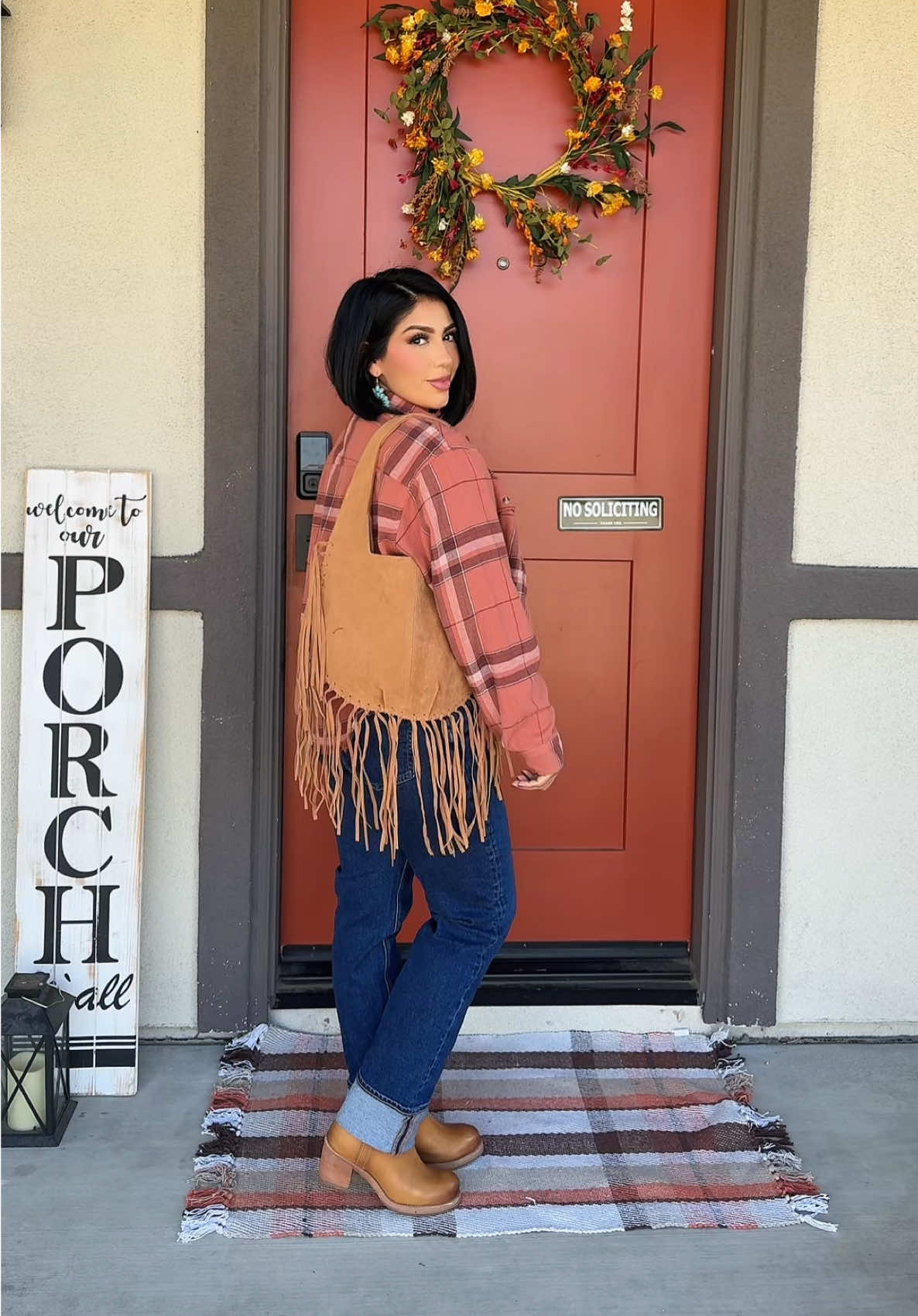POV: fringe is for fall !🤍  #fringebag #fringe #tiktokshopcreatorpicks #fallfestival #OOTD 