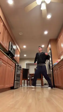 GET UP ON THE FLOOR 🤣🔥🔥 #dance #dancing #trend #viral #fyp 