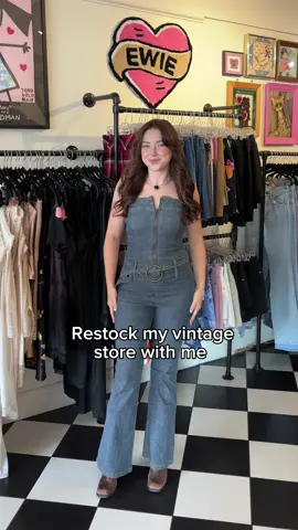 Restock day at my vintage store in Phoenix <3 #vintagestore #restock #vintagehaul #thrift 