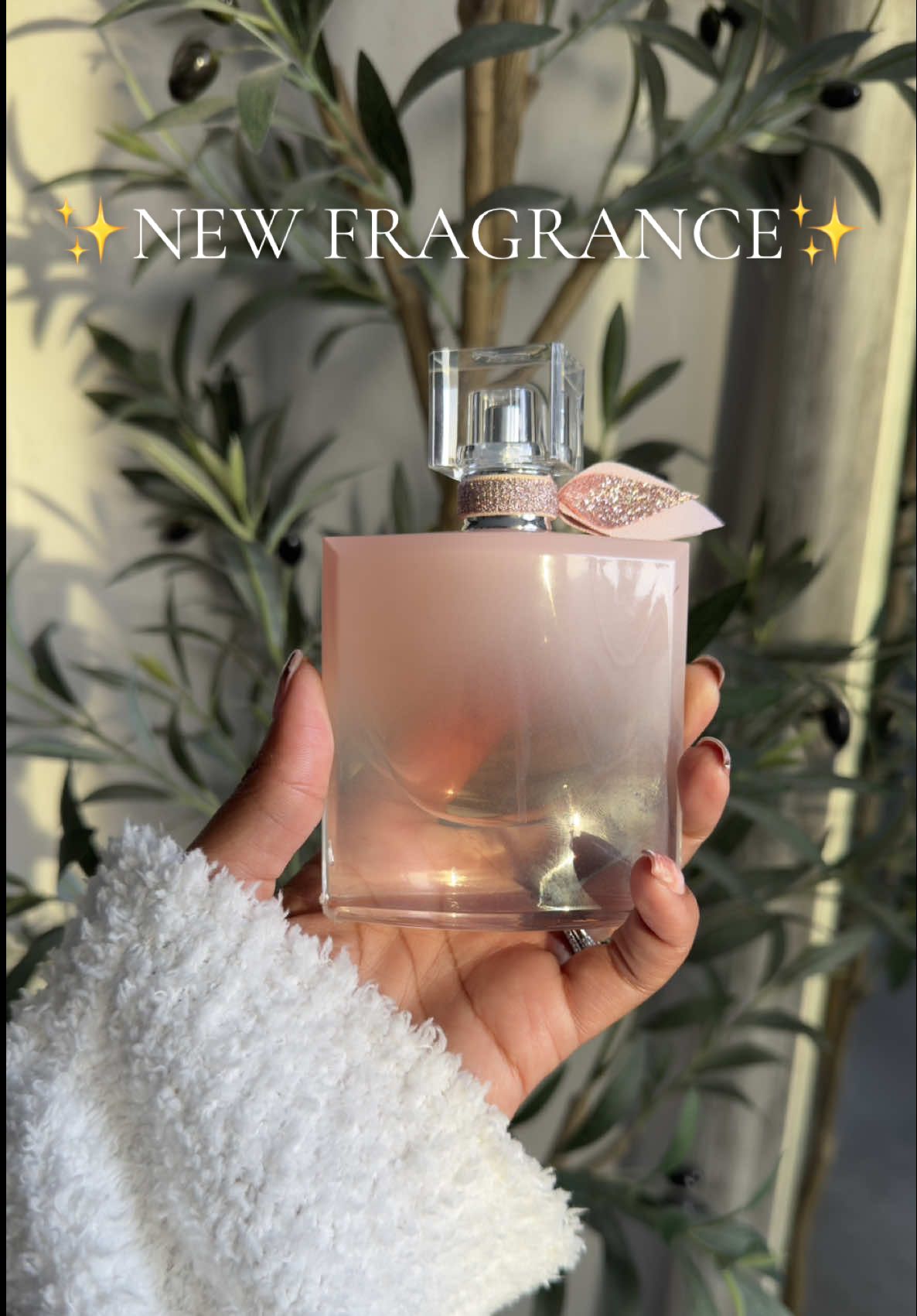 The scent of slow mornings and soft intentions💕 ⛅️.  #SoftLifeEra #ModernFeminine #VanillaPerfume #FragranceTikTok #FragranceTok #LancomeFragrance #VanilleNude #LaVieEstBelle @Macy’s Style Crew #LancomeFragrance #Macys #MacysStyleCrew @Macy’s #GiftedByLancome @Lancôme 
