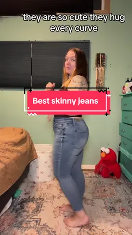 I love how they have inclusive sizing so the plus size girls can wear them too skinny jeans are a staple for a reason 