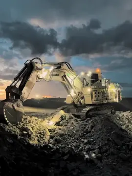 #CapCut info request abangkuhhh #liebherr #excavatoriebherr #pesonatambangbatubara #tambangbatubarakalimantan 