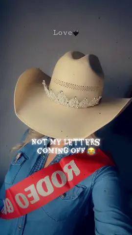 #halloween2025 #halloweencostume #rodeoqueencostume #costumeideas #fyp 