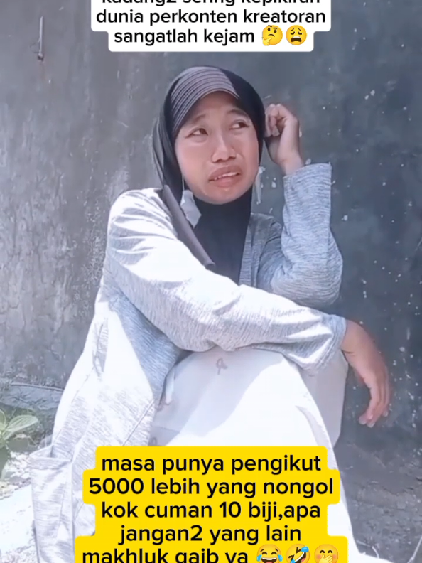 apakah yang nonton vt aku makhluk gaib ya😂🤭#tiktokviral #kontenlucu #fypviralシ #reelsfypシ #fyp 