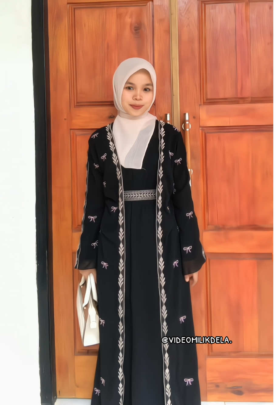 rekomendasi abaya ke kajian or bukber nanti🤩🫶🏻 #fyp #abaya #abayastyle #outfitideas 