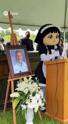 Si eres fanático del anime de maids, sabes que no se trata solo de chicas con delantales y sonrisas encantadoras: detrás de cada historia hay mundos llenos de ternura, humor y encanto japonés. Desde clásicos hasta nuevas series de maids románticas, los fans siguen buscando el equilibrio perfecto entre la comedia ligera y los momentos dulces que solo un buen café maid japonés puede inspirar. Los uniformes de maid anime son parte esencial de su atractivo, variando entre estilos victorianos, modernos o incluso futuristas. No es raro ver personajes de maid kawaii que se convierten en íconos dentro del fandom, con personalidades adorables o misteriosas que cautivan a los espectadores episodio tras episodio. Muchos seguidores disfrutan descubriendo los mejores animes de maids con romance, donde las historias mezclan el trabajo en maid cafés en Akihabara con sentimientos sinceros, amistades y un toque de fantasía. Otros prefieren las comedias románticas con maids, en las que la torpeza y la ternura crean momentos inolvidables. Si te interesa profundizar en el tema, el ranking de personajes maid más populares suele actualizarse cada temporada con nuevas protagonistas. También resulta fascinante conocer la historia del café maid en el anime y cómo este fenómeno cultural refleja la vida otaku japonesa. Para los curiosos, incluso hay videos que explican las diferencias entre maids reales y maids de anime, mostrando cómo la ficción exagera lo adorable, pero mantiene el espíritu del servicio perfecto. Y si aún no sabes por dónde empezar, busca dónde ver animes de maids subtitulados y disfruta del encanto más puro del mundo otaku. #anime #maids #otaku #Akihabara #animejaponés