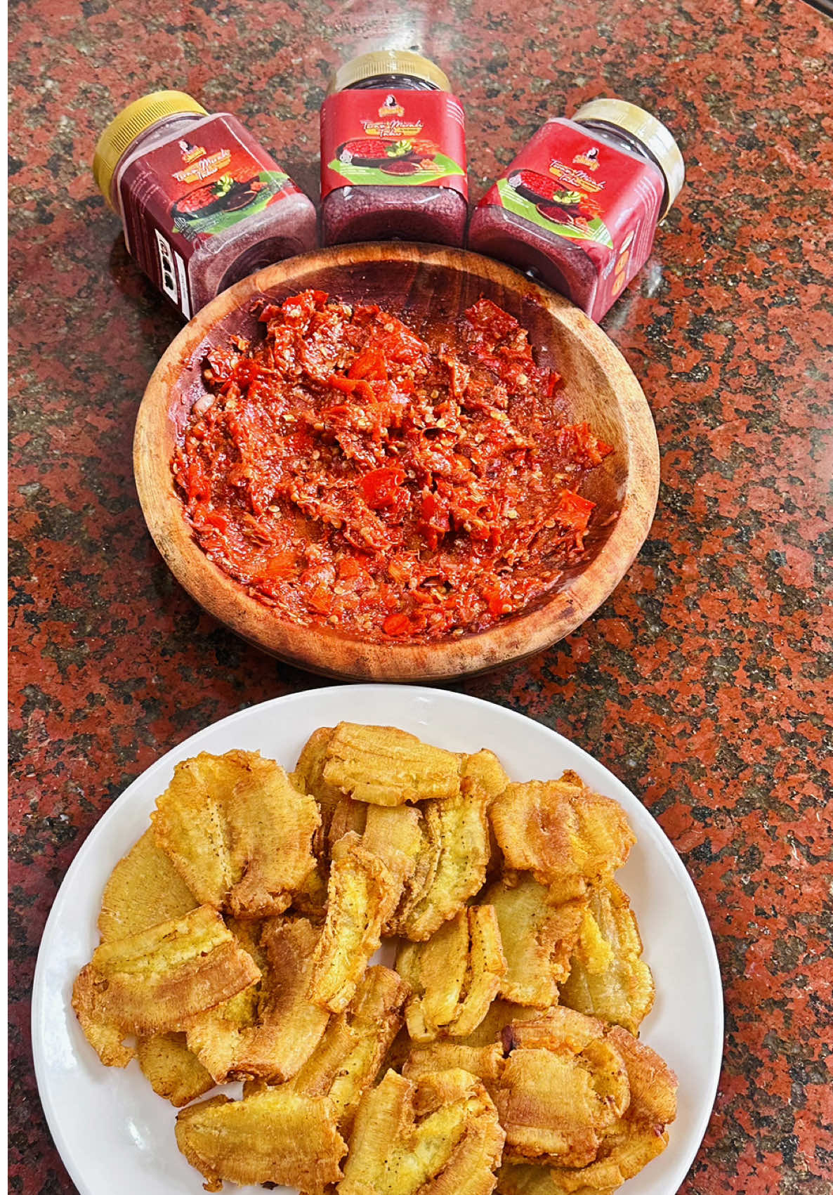 Trasi merah belinya di sini @Ririen Yonizz🇮🇩🇹🇼  #pisanggoreng #olahanpisang #pisangsambel#trasimerah 