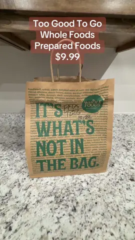 Unpack my Too Good To Go prepared foods bag from Whole Foods with me! I paid $9.99 and it has a value of $33.84. Whole Foods only has to give me a minimum value of $30, and overall this bad isn’t too bad!  #toogoodtogo #wholefoods #fyp  #foodreview  #savingmoney   @Too Good To Go  @Whole Foods Market  @wholefoodscanada 