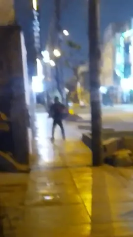 hay cada personaje en el agustino 😂😂😂