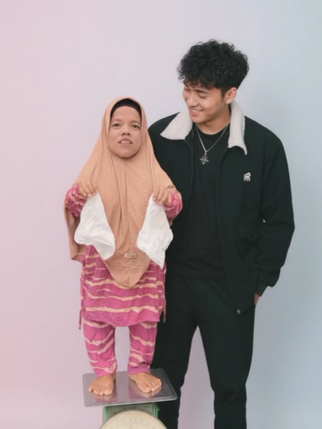 noel with little girlnya uni cassarius 😭👋🔥 #noellondok #noelagz #unibakwan #fyppppppppppppppppppppppp #4u 