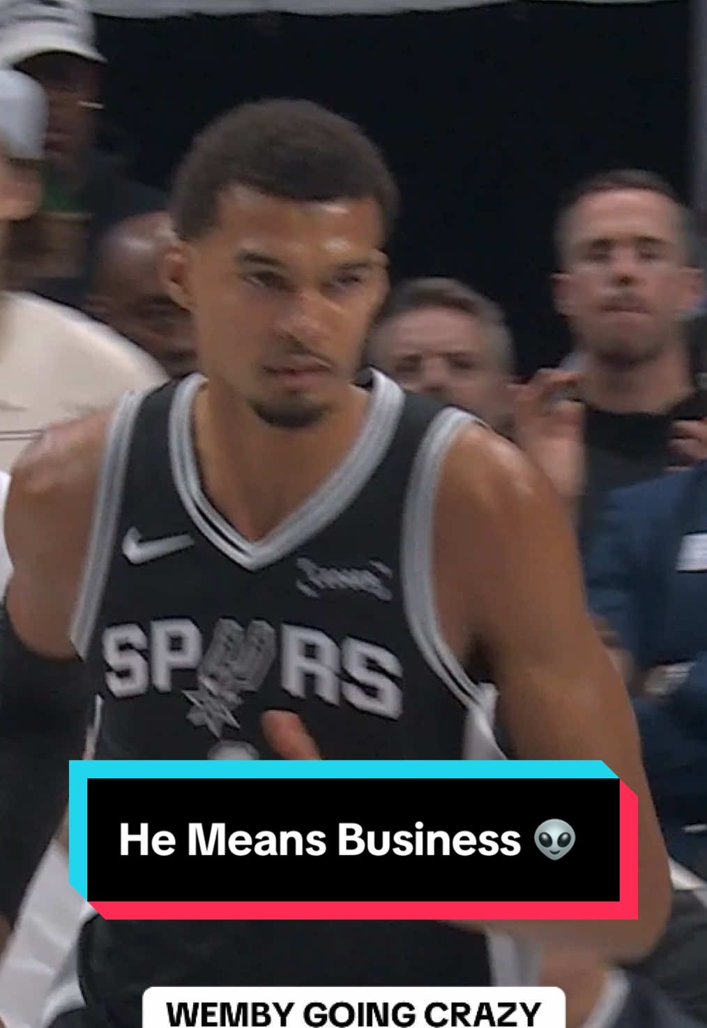 Wemby with the tomahawk jam 💪 💥 #NBA #basketball #Wemby #victorwembanyama #spurs