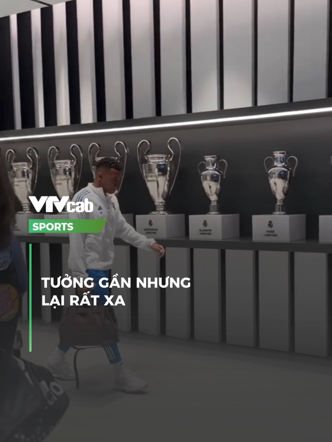 Mục tiêu của Mbappé không gì khác sẽ là chạm tay vào chiếc cup C1 lần đầu tiên😱😬#vtvcabsports #thethaomoingay #sportsontiktok #championsleague #realmadrid #c1 #mbappe #tp7