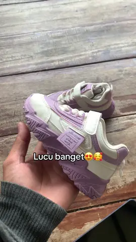 Sepatu lucu banget jangan sampe lewatin promo ini😭#sepatuanak #sepatusneakers #sepatu #sneakersanak 
