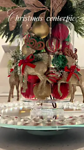 Maybe it’s a little early for Christmas vibes… but who’s really keeping track when it looks this good? 😉✨ Save this inspo for when the season hits because festive, cozy, and chic is always in style! 🎄 #HolidayVibes #ChristmasStyle #HomeDecorInspo #FestiveFashion #CozyAndChic    