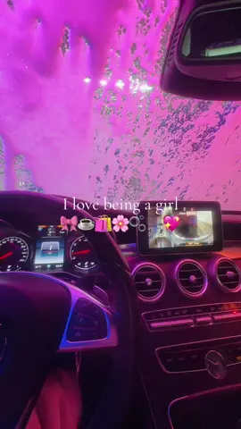 doing girl things 🥰 #fyp #foryoupage #xyzbca 