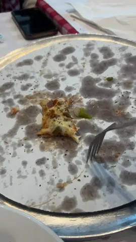 🍕BEST pizza on this trip to Chicago! 🍕#saveforlater #pizza 