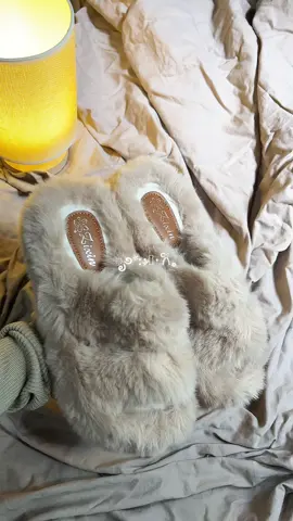 Fur slippers>> #furslippers 