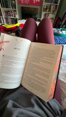 The best reading buddy #booktokfyp #readingbuddy #himalyancat #bookish 