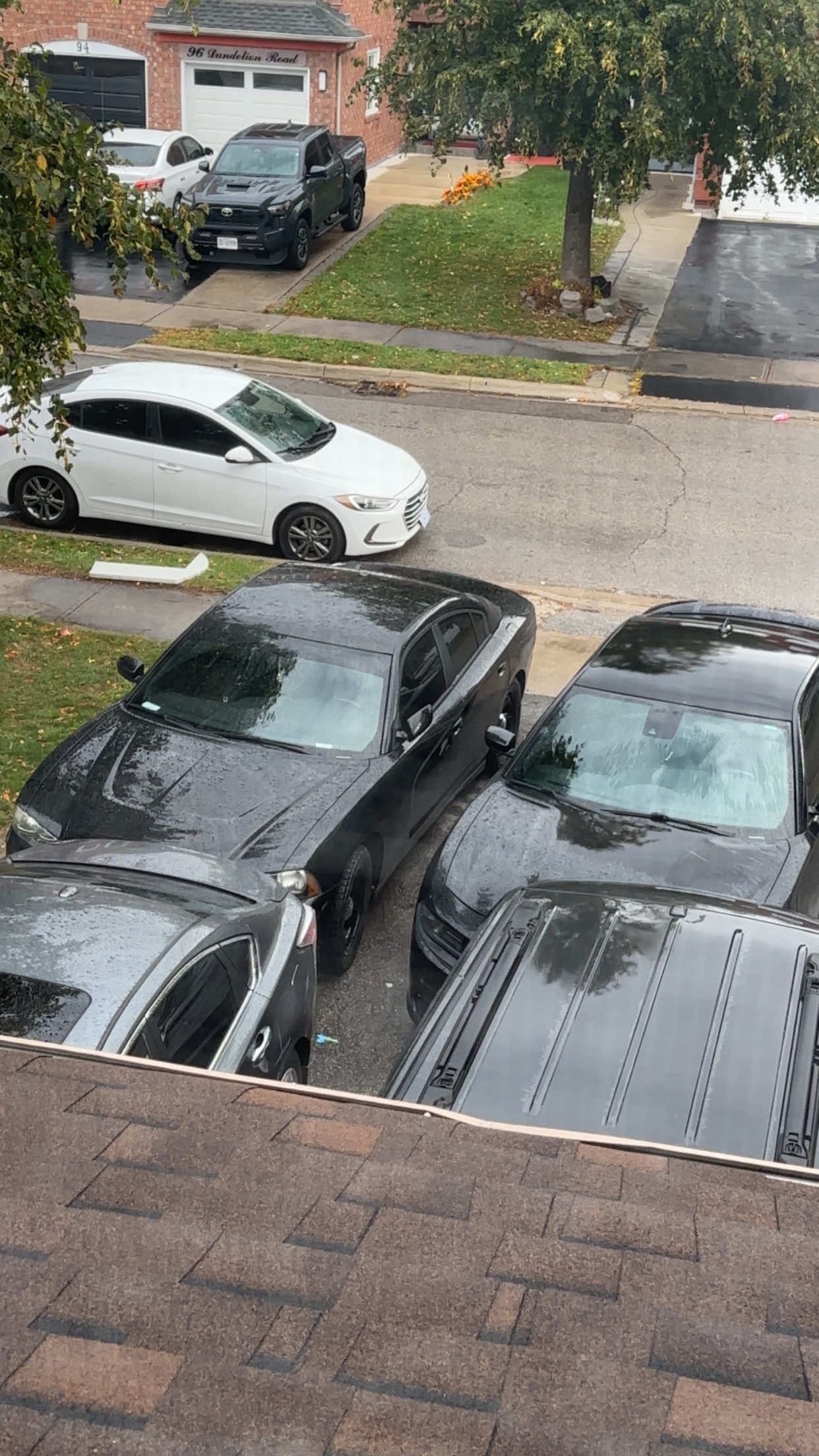 #torontolife #canada #dhillxn #ontario#@kpsinghremax @dirtyhandsbaker @sherwinwilliams @Himar_Kaleke @Paul @Lakhy Dhaliwal @A star Buildings 