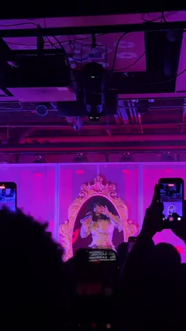 Ain’t nothing but a G thing - Jenevieve (Unreleased track) First night of the CRYSALIS tour @ House of Blues in Dallas, Texas #dallas #texas #randbmusic #concerts #houseofblues 