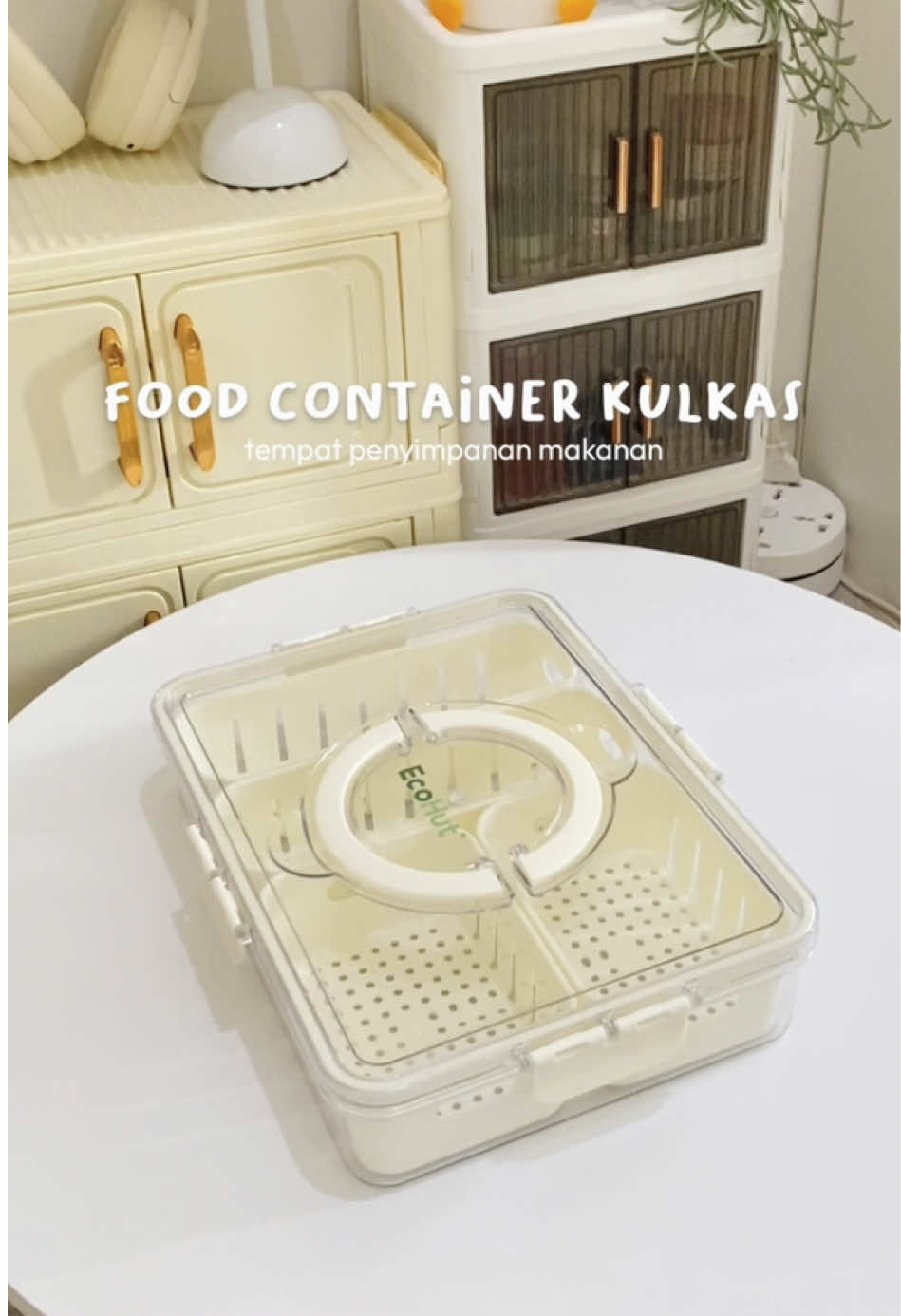 suka dengan food container ini selain bikin kulkas rapi, bikin makanan jadi lebih awet udah gitu desainnya aesthetic 😍🫰🏻#foodcontainer #foodcontainerkulkas #tempatpenyimpanankulkas #tempatpenyimpananserbaguna #tempatpenyimpanan 