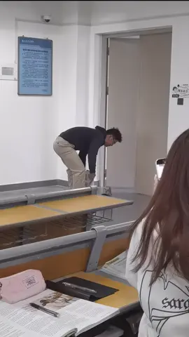 #cat #funny #classroom #fyp #fypシ゚ 