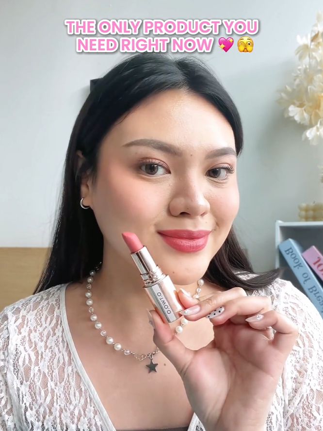 When one product is all it takes to elevate your game 💗 Get yours now! #OTWOO #otwoophbeauty #otwooph #BeautyTok #makeupph #makeuptok #beautyph #otwoobeautyph #BeautyTok #makeuphacks #budgetfriendly #longlastinglipstick #transferprooflipstick #mattelipstick