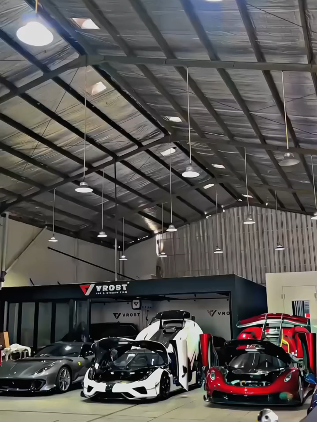 Aperta , Regera , Jesko  Perpaduan yang sangat indah 💯🔥 #fyp #fyppppppppppppppppppppppp #bcaxyz #foryou #cinematic #4u #hd #fypシ゚ #viral #viraltiktok #hypercars #jakarta #sultan#mobilsprot #sultanmakansonice