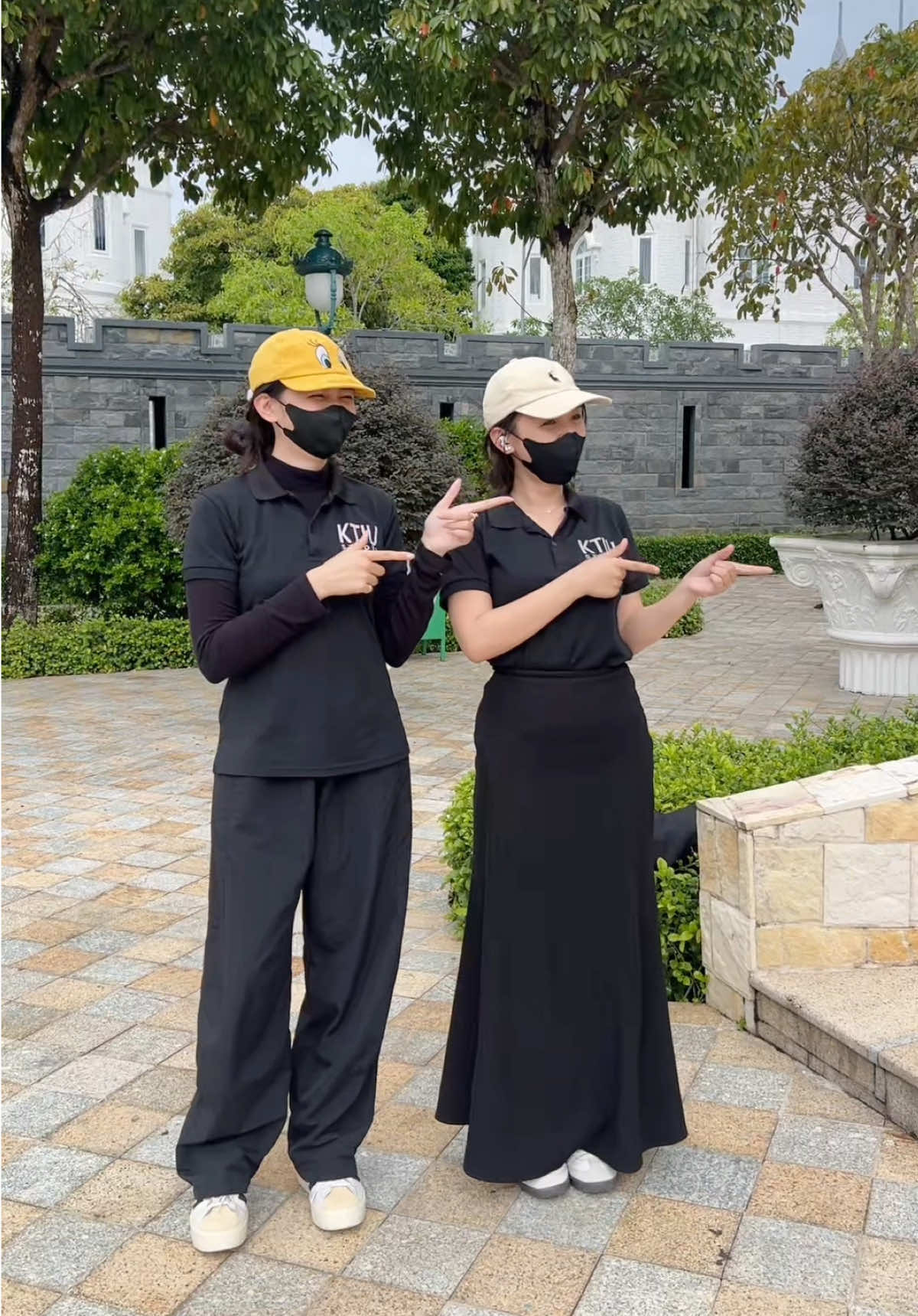 Ekip với dâu rể nhà này bị gì? Bị Bị Bị Bị dễ thươnggg #xuhuongtiktok #ktiustudiocantho #trendingtiktok #prewedding #anhcuoidepcantho 