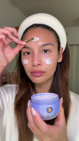 My favs for AM glowy skin✨ @alo insta glow face mist @Tatcha US kissu lip mask @rhode skin glazing milk @Kiehl's Since 1851 creamy eye treatment Tatcha dewy skin cream @Ogee Luxury Organics skin enhancing primer spf40 Tatcha dewy skin mist #skincareroutine #glowyskincare #morningskincare #skincareroutine