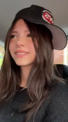 Hi😁😁 #niche #sunshine #Skateboarding #smiling 