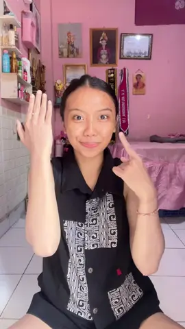 Hello bestiee aku punya body lition tone up baru, kalian nilai sendiri dehhh ihihihik #brighty #glowitup #bodylotion #toneup #fypシ゚ 