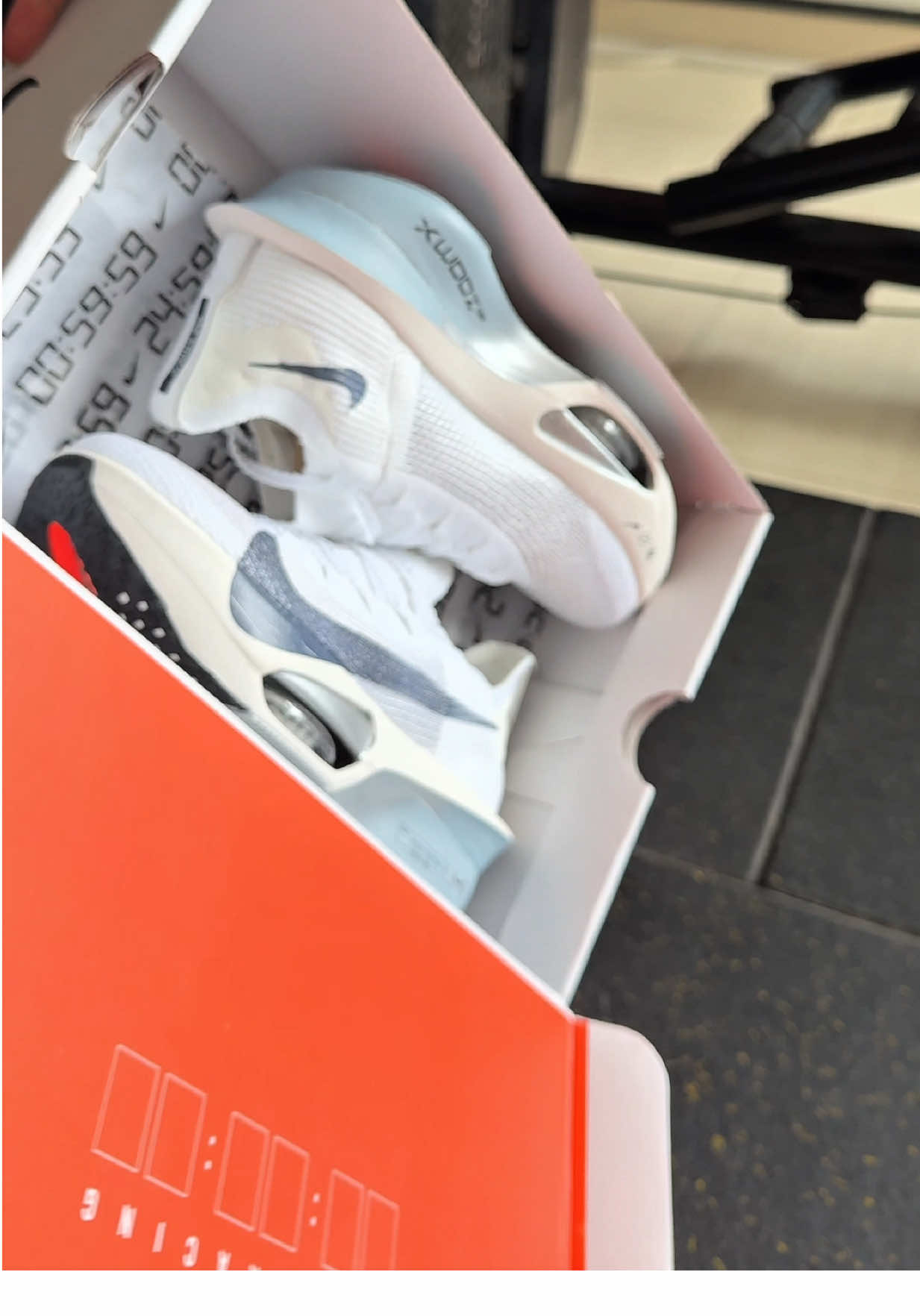 Chạy thôi ace 🔥🔥🤟 #chaybo #giaychaybo #alphafly3 #runing 