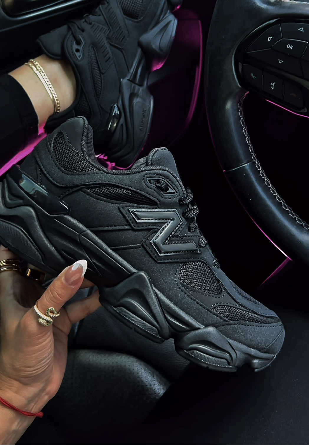 #tiktokshopfalldealsforyou #tiktokshopcreatorpicks #sneakerhead #sneakers #newbalance 