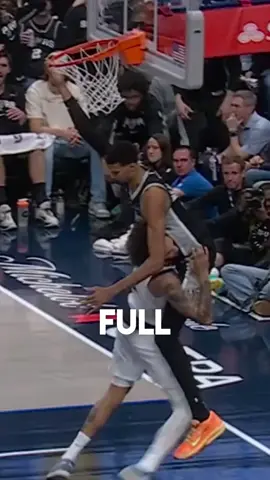 WEMBY CHILLLL! 😭 @Chris #NBA #bball #basketball #wemby #spurs 