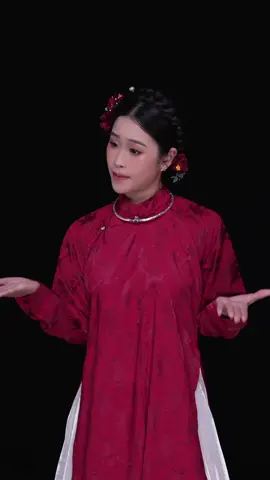 Chị em cứ từ từ, nghe em ko việc gì phải vội :)) #fenghuastudio #trangphucvietnam #xuhuong #fyp #fenghuasaigon 