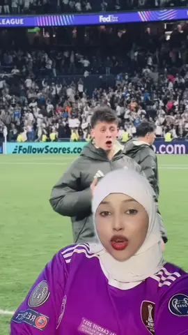 Arda güler 🤍💎👑@ZAMZAM BOWLAX REACTION⚽️💎🗼 #ardaguler #cabsicabsiwaaye💎🗼 #libaaxnaagah💎🗼 #zamzambowlax #halamadrid 