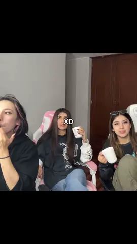 JAJAJA #zully #gatchurras😺💘 #kick #clip #parati  