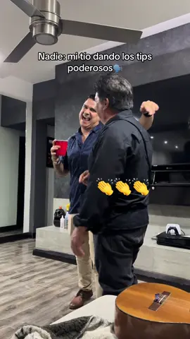 Cotorreo de Cantantes🫡#cantantes #Martinelchentedemexicali #fyp #oscarcatalan #tipsvocales 