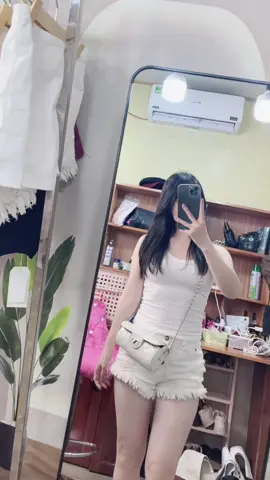 Mùa yêu thương của người ta còn mình là mùa cô đơn😅#xuhuong #xh #viral 