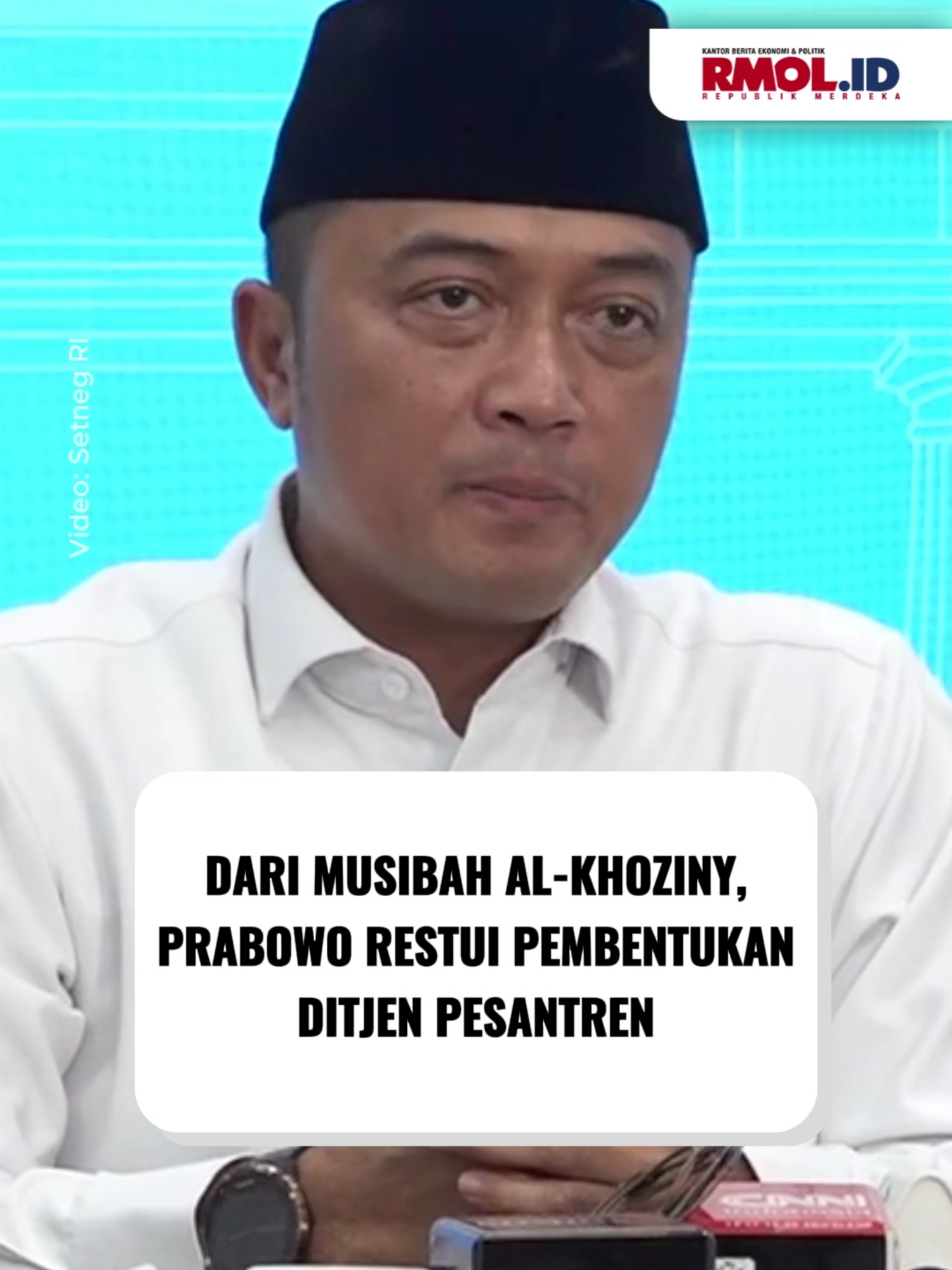 Dari Musibah Al-Khoziny, Prabowo Restui Pembentukan Ditjen Pesantren Presiden Prabowo Subianto merestui pembentukan Direktorat Jenderal (Ditjen) Pondok Pesantren di bawah Kementerian Agama.  Hal itu disampaikan Menteri Sekretaris Negara (Mensesneg) Prasetyo Hadi dalam konferensi pers di Kompleks Istana Merdeka, Jakarta, Rabu, 22 Oktober 2025.  Ia mengatakan inisiatif tersebut berawal dari insiden runtuhnya bangunan di Pondok Pesantren Al-Khoziny, Sidoarjo. Peristiwa itu mendorong pemerintah memperkuat pengawasan dan pembinaan terhadap lembaga pendidikan berbasis agama. 