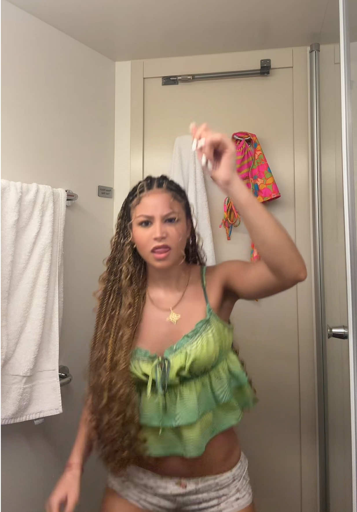 couldn’t help but catch a vibe guys🕺 🤓☝🏼