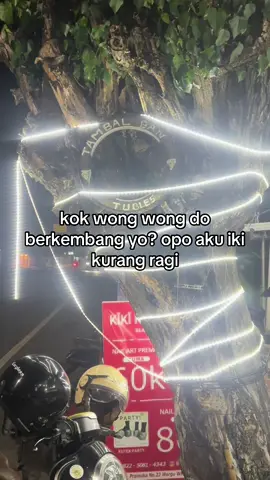 repot cen🤯 . . . jahe rempah, susu murni, pisang bakar, roti bakar, ketan susu,bakaran jagung sate dll OPEN JAM  ⏰ 16.00-00.00 WIB  🕹️JL PRAMUKA NO 22B WERGU WETAN KUDUS  🕹️GOOGLE MAPS : Jahe Rempah KaliDjaga  ( sma 1 kudus ke barat 300meter, sebelum alfamidi & obonk chiken ) . . . #kudus #jaherempahkalidjaga #jaherempahkudus 